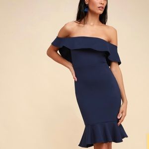 Lulu’s Off the Shoulder Body-con Dress- Never Worn